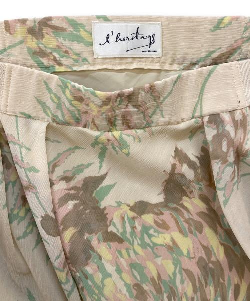 三尋木奈保（ミヒロギナホ）三尋木奈保 (ミヒロギナホ) l'heritage martinique (レリタージュ マルティニーク) リーフプリントバイアススカート ベージュ サイズ:2の古着・服飾アイテム