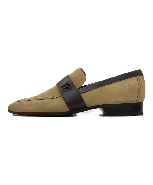 LOUIS VUITTON（ルイ ヴィトン）LOUIS VUITTON (ルイ ヴィトン) スクエアトゥ スウェードレザーローファー ベージュ サイズ:7の古着・服飾アイテム