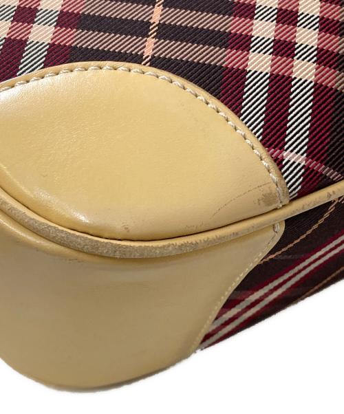 BURBERRY BLUE LABEL（バーバリー ブルー レーベル）BURBERRY BLUE LABEL (バーバリーロンドンブルーレーベル) ハートチャーム付き チェックハンドバッグ ブラウンの古着・服飾アイテム