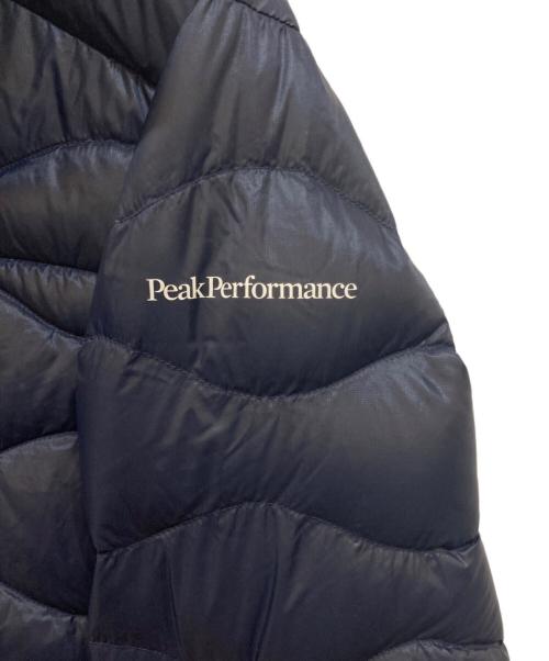 Peak Performance（ピーク・パフォーマンス）Peak Performance (ピーク・パフォーマンス) HELIUM J. ダウンジャケット ネイビー サイズ:Ｍの古着・服飾アイテム