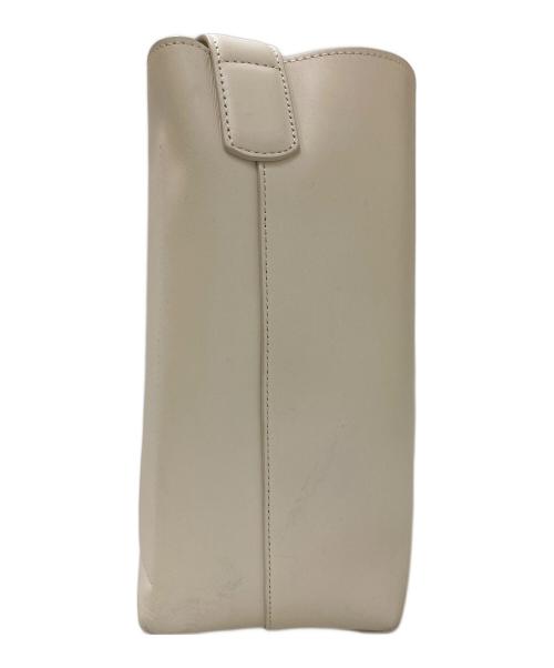 FRENZLAUER（フレンツラウアー）FRENZLAUER (フレンツラウアー) MAMI SOFT MEDIUM ワンショルダーバッグ アイボリーの古着・服飾アイテム