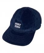 MIU MIUミュウミュウ）の古着「ロゴ刺繍 ベルベット ベースボールキャップ」｜ネイビー