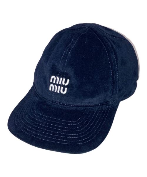 MIU MIU（ミュウミュウ）MIU MIU (ミュウミュウ) ロゴ刺繍 ベルベット ベースボールキャップ ネイビー サイズ:Lの古着・服飾アイテム