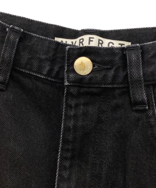 NVRFRGT（ネヴァーフォーゲット）NVRFRGT (ネヴァーフォーゲット) 3D TWISTED WIDE LEG JEANS 3Dツイステッドワイドレッグジーンズ ブラック サイズ:2の古着・服飾アイテム