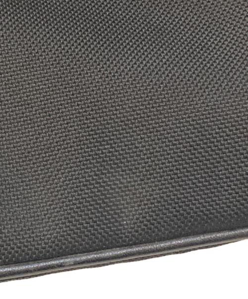 BURBERRY（バーバリー）BURBERRY (バーバリー) レザー切替ショルダーバッグ ブラックの古着・服飾アイテム