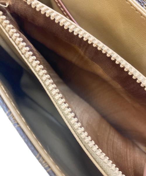 CELINE（セリーヌ）CELINE (セリーヌ) マカダムショルダーバッグ ブラウンの古着・服飾アイテム