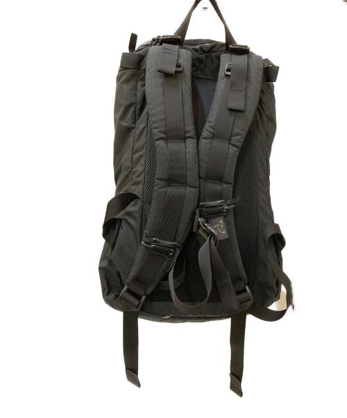 MYSTERY RANCH（ミステリーランチ）MYSTERY RANCH (ミステリーランチ) アーバンアサルト バックパック ブラックの古着・服飾アイテム