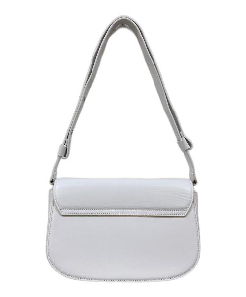 DIESEL（ディーゼル）DIESEL (ディーゼル) Dメタルロゴ 1DR レザーショルダーバッグ ホワイトの古着・服飾アイテム