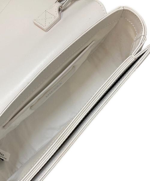 DIESEL（ディーゼル）DIESEL (ディーゼル) Dメタルロゴ 1DR レザーショルダーバッグ ホワイトの古着・服飾アイテム