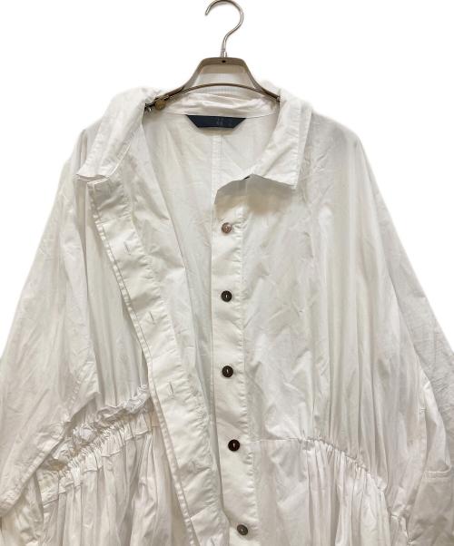 MOYURU（モユル）MOYURU (モユル) art design SHIRT ホワイト サイズ:MLの古着・服飾アイテム