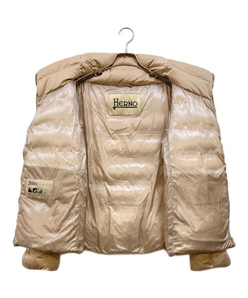 HERNO（ヘルノ）HERNO (ヘルノ) サテンケープ ナイロンウルトラライトダウンブルゾン アイボリー サイズ:42の古着・服飾アイテム