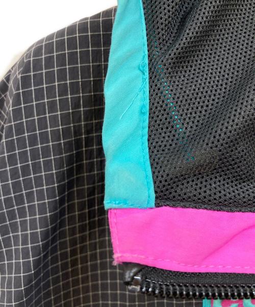 NIKE ACG（ナイキエーシージー）NIKE ACG (ナイキエーシージー) WOVEN HOODED ANORAK JACKET グレー サイズ:Sの古着・服飾アイテム