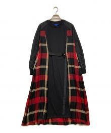 BLUE LABEL CRESTBRIDGE（ブルーレーベルクレストブリッジ）の古着「コンパクトドライ裏毛ドッキングワンピース」｜レッド×ブラック