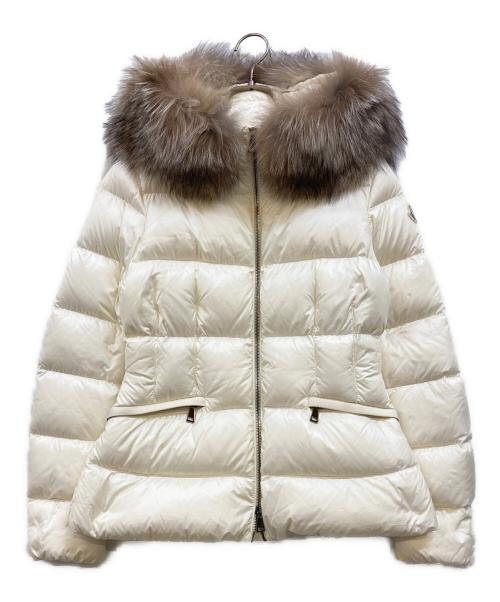 MONCLER（モンクレール）MONCLER (モンクレール) BOED ファー付ダウンジャケット ホワイトの古着・服飾アイテム