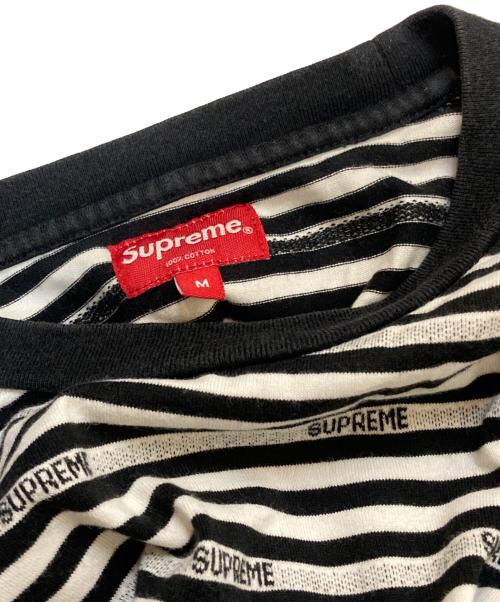 SUPREME（シュプリーム）SUPREME (シュプリーム) Logo Stripe S/S Top ホワイト×ブラック サイズ:Ｍの古着・服飾アイテム