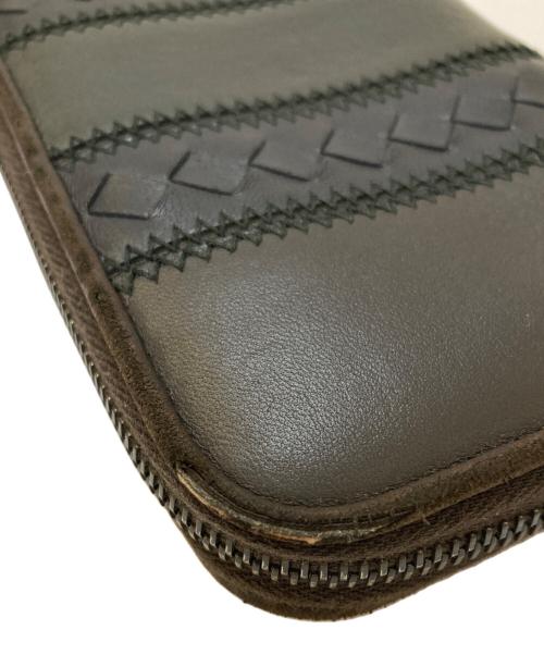 BOTTEGA VENETA（ボッテガベネタ）BOTTEGA VENETA (ボッテガベネタ) イントレチャー ジップラウンドウォレット ネイビー×ブラウンの古着・服飾アイテム
