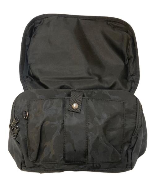 PORTER（ポーター）PORTER (ポーター) 30th 限定 タンカー カモフラショルダーバッグ ブラックの古着・服飾アイテム
