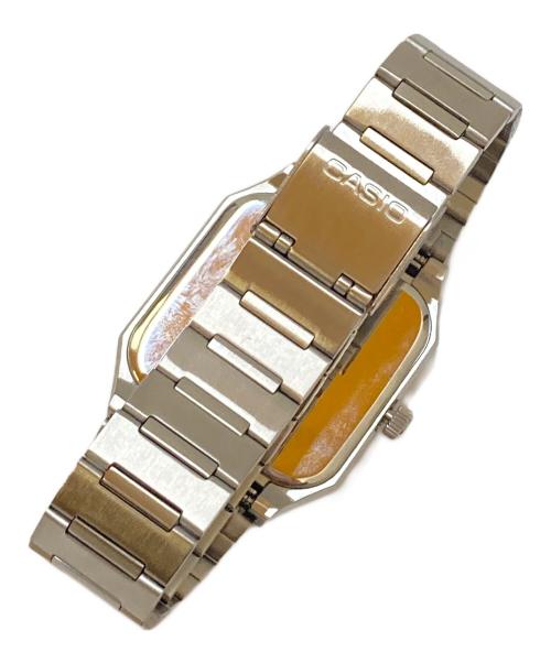 CASIO（カシオ）CASIO (カシオ) スクエア リストウォッチ スカイブルーの古着・服飾アイテム