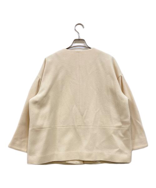 UNITED ARROWS（ユナイテッドアローズ）UNITED ARROWS (ユナイテッドアローズ) W メタル ノーカラー ショートコート アイボリー サイズ:Ｍの古着・服飾アイテム