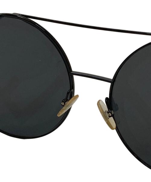 FENDI（フェンディ）FENDI (フェンディ) ラナウェイ サークルロゴサングラス ブラック サイズ:63□19 135の古着・服飾アイテム