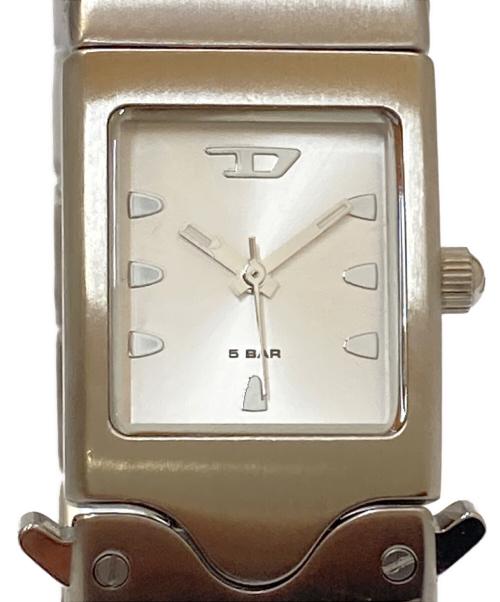 DIESEL（ディーゼル）DIESEL (ディーゼル) Closer stainless steel watch ホワイトの古着・服飾アイテム