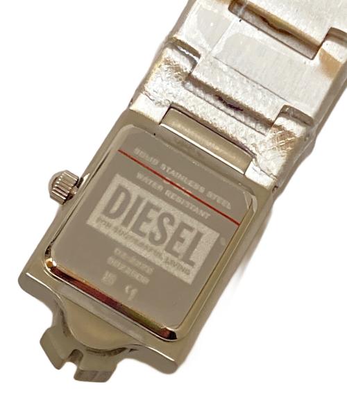 DIESEL（ディーゼル）DIESEL (ディーゼル) Closer stainless steel watch ホワイトの古着・服飾アイテム