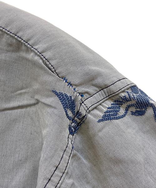 ARMANI JEANS（アルマーニジーンズ）ARMANI JEANS (アルマーニジーンズ) 90's イーグルロゴ 総柄シャツ スカイブルー サイズ:Ｍの古着・服飾アイテム