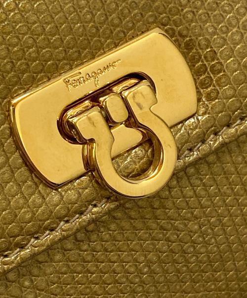 Salvatore Ferragamo（サルヴァトーレ フェラガモ）Salvatore Ferragamo (サルヴァトーレ フェラガモ) ガンチーニ ミニチェーンゴールドバッグ ゴールドの古着・服飾アイテム