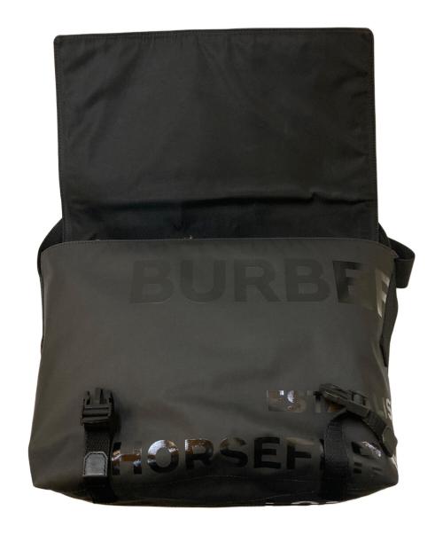 BURBERRY（バーバリー）BURBERRY (バーバリー) ホースフェリープリントメッセンジャーバッグ ブラックの古着・服飾アイテム