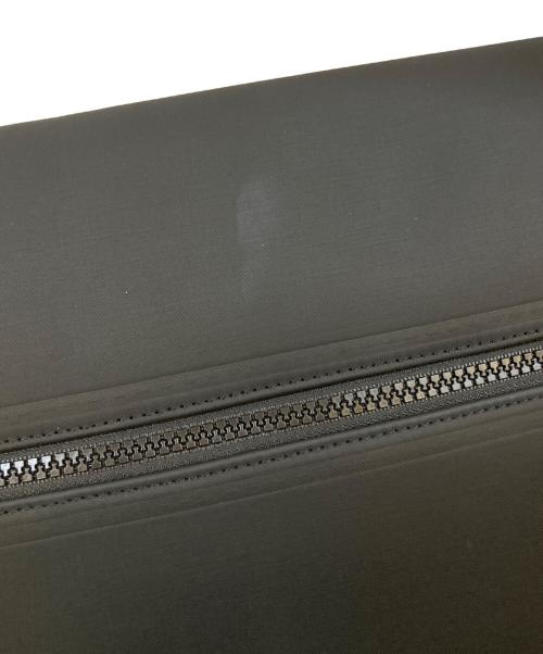 BURBERRY（バーバリー）BURBERRY (バーバリー) ホースフェリープリントメッセンジャーバッグ ブラックの古着・服飾アイテム