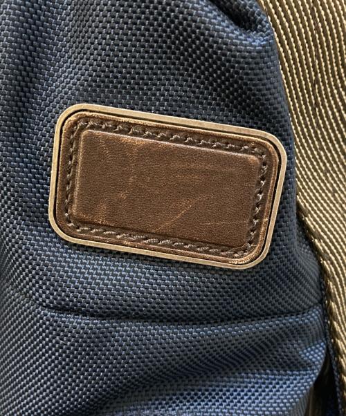 TUMI（トゥミ）TUMI (トゥミ) ALPHA BRAVO ボディバッグ ネイビーの古着・服飾アイテム