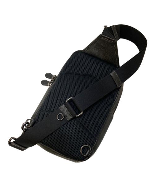 COACH（コーチ）COACH (コーチ) シグネチャー ボディバッグ グレー×ブラックの古着・服飾アイテム