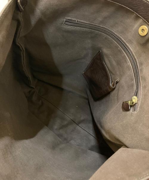 IL BISONTE（イル ビゾンテ）IL BISONTE (イル ビゾンテ) レザーショルダーバッグ ブラウンの古着・服飾アイテム