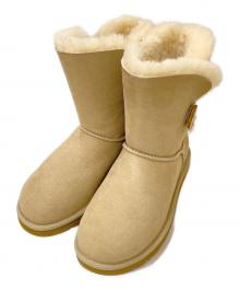 UGG（アグ）の古着「Bailey Button」｜ベージュ