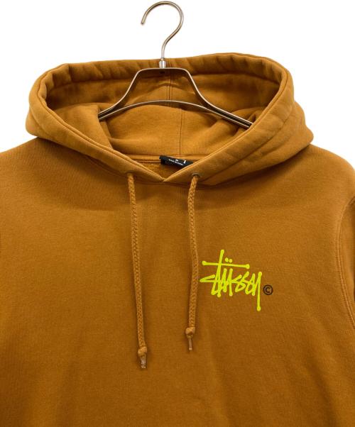stussy（ステューシー）stussy (ステューシー) ワンポイントロゴフーディー ブラウン サイズ:Mの古着・服飾アイテム