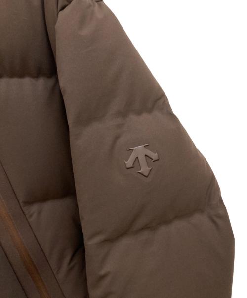 DESCENTE ALLTERRAIN（デザイント オルテライン）Descente ALLTERRAIN (デザイント オルテライン) MIZUSAWA DOWN OVERSIZED JACKET ブラウン サイズ:Sの古着・服飾アイテム