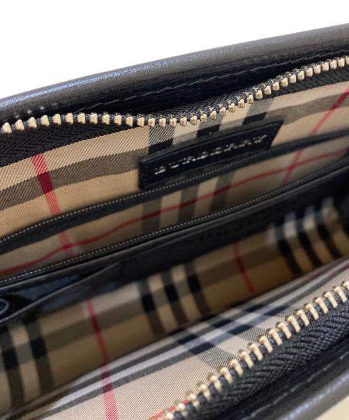 BURBERRY（バーバリー）BURBERRY (バーバリー) 裏地ノバチェック レザークラッチバッグ ブラックの古着・服飾アイテム