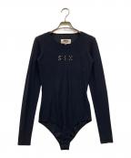 MM6 Maison Margielaエムエムシックスメゾンマルジェラ）の古着「スタッズロゴ ボディスーツ」｜ブラック