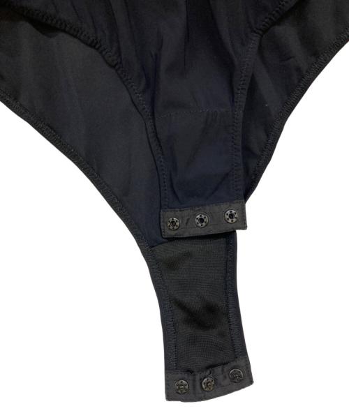 MM6 Maison Margiela（エムエムシックスメゾンマルジェラ）MM6 Maison Margiela (エムエムシックスメゾンマルジェラ) スタッズロゴ ボディスーツ ブラック サイズ:XSの古着・服飾アイテム