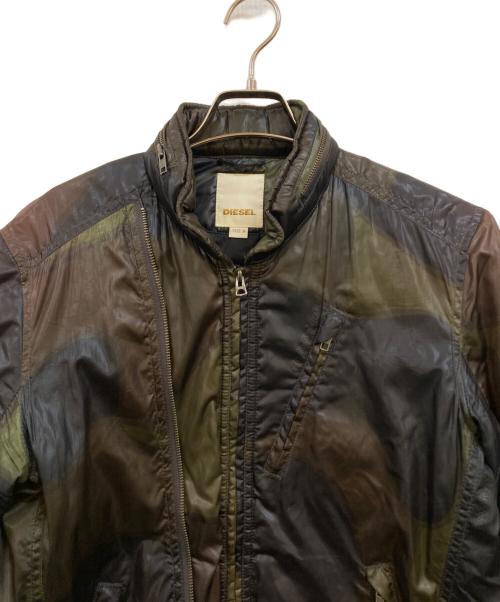 DIESEL（ディーゼル）DIESEL (ディーゼル) カモフラ中綿ジャケット カーキ サイズ:Ｍの古着・服飾アイテム