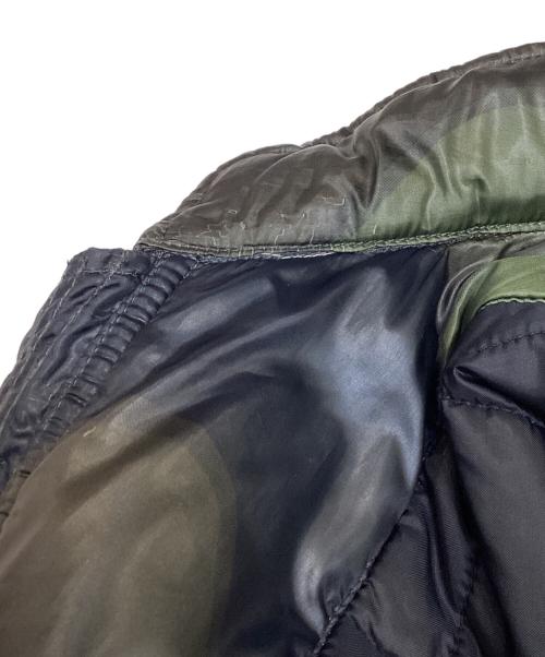 DIESEL（ディーゼル）DIESEL (ディーゼル) カモフラ中綿ジャケット カーキ サイズ:Ｍの古着・服飾アイテム