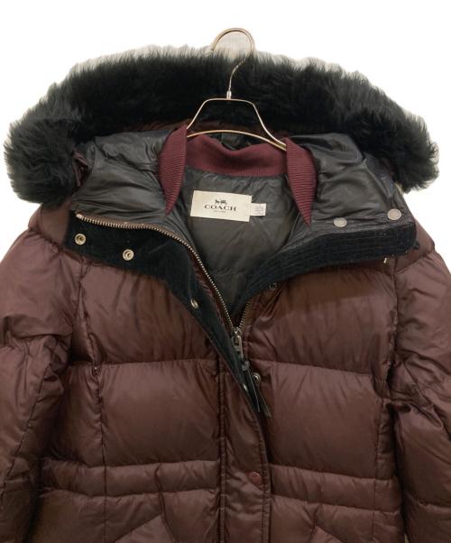 COACH（コーチ）COACH (コーチ) ファー付ダウンコート ボルドー サイズ:Sの古着・服飾アイテム