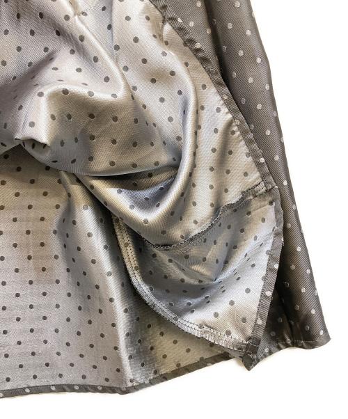 ELLIE（エリー）ELLIE (エリー) ドットフレアスカート グレー サイズ:Fの古着・服飾アイテム