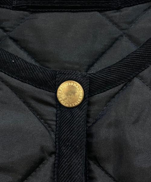 Traditional Weatherwear（トラディショナルウェザーウェア）Traditional Weatherwear (トラディショナルウェザーウェア) ARKLEY ノーカラーキルティングジャケット ブラック サイズ:36の古着・服飾アイテム