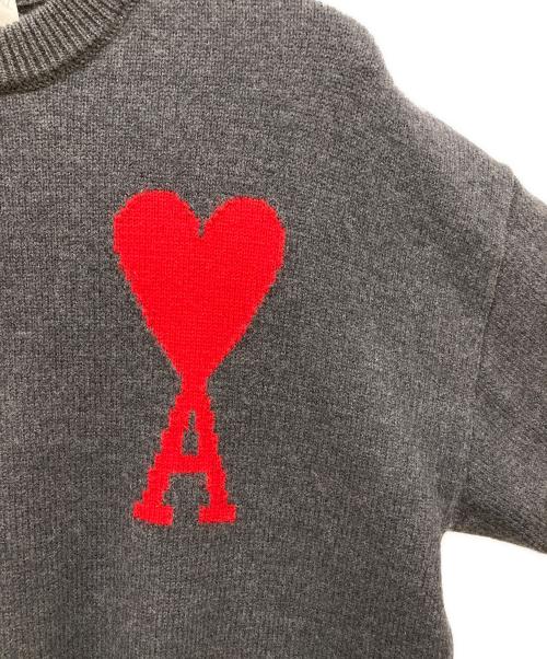 ami（アミ）ami (アミ) ハートロゴ刺繍 クルーネック セーター グレー サイズ:Sの古着・服飾アイテム