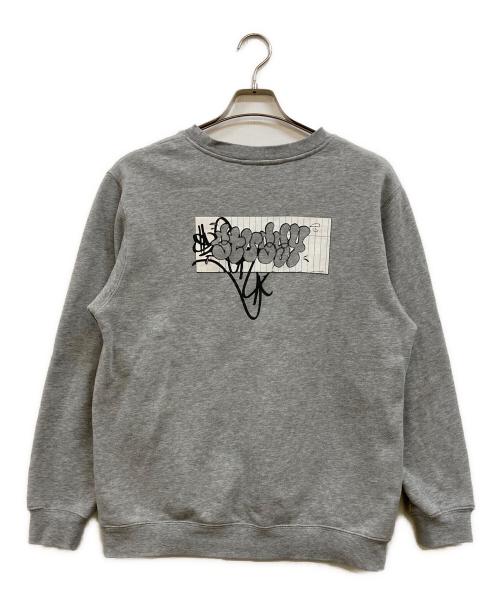 stussy（ステューシー）stussy (ステューシー) グラフィックロゴスウェット グレー サイズ:Sの古着・服飾アイテム