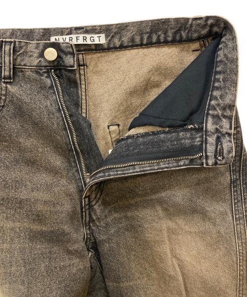 NVRFRGT（ネヴァーフォーゲット）NVRFRGT (ネヴァーフォーゲット) 3D Twisted Wide Leg Jeans ブラック サイズ:1の古着・服飾アイテム