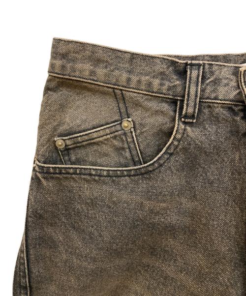 NVRFRGT（ネヴァーフォーゲット）NVRFRGT (ネヴァーフォーゲット) 3D Twisted Wide Leg Jeans ブラック サイズ:1の古着・服飾アイテム