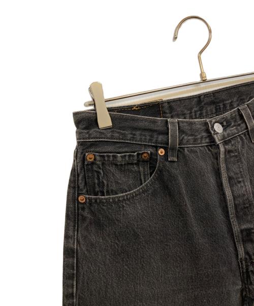 LEVI'S（リーバイス）LEVI'S (リーバイス) 後染め 501 ブラックデニムパンツ ブラック サイズ:Ｗ33(83.5㎝)の古着・服飾アイテム