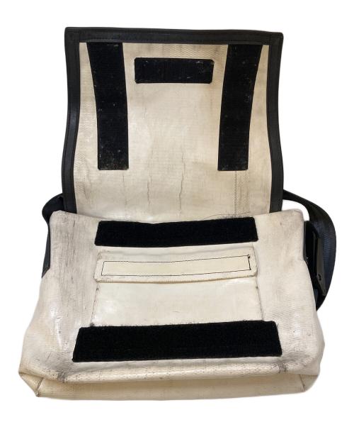 FREITAG（フライターグ）FREITAG (フライターグ) ショルダーバッグ ホワイトの古着・服飾アイテム